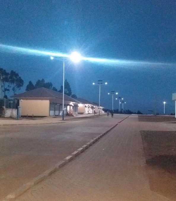 珲春市非洲科特迪瓦太阳能路灯工程
